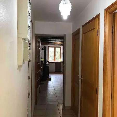 Nyaraló De Brique & De Bois, Du Der Louze